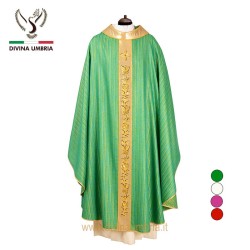 Green chasuble with embroidery and light points