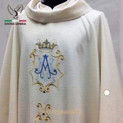 Marian chasuble embroidered in gold thread